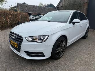 skadebil auto Audi A3 SPORTBACK 1.4 NL AUTO NAVI 2015/12