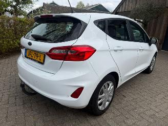 Damaged car Ford Fiesta 1.0 FACELIFT SCHERM AIRCO STOELVERWARMING PDC 2017/10