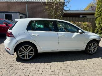 Volkswagen Golf 1.5 TSI AUT R-LINE 150 PS picture 13