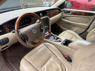 Jaguar XJ 2.7D V6 AUT LEER NL picture 18