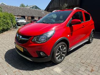 Vaurioauto  passenger cars Opel Karl ROCKS NL AUTO MOOIE UITVOERING AIRCO SCHERMPJE 2018/11