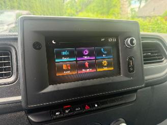 Renault Master T35 2.3DCI 150 L2H2 AIRCO NAVI NAP picture 19