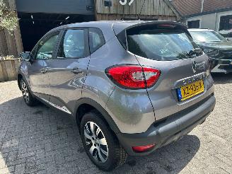 Unfallwagen Renault Captur 0.9 AIRCO NAVI CRUISE 2017/3