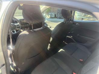 Renault Clio 1.0 TCE BI-FUEL ZEN picture 12