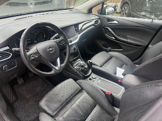Opel Astra SPORTS ELEGANCE 1.2 LUXE UITVOERING LEDER NAVI KEYLES STOELVERWARMING picture 17