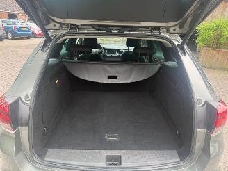 Opel Astra SPORTS ELEGANCE 1.2 LUXE UITVOERING LEDER NAVI KEYLES STOELVERWARMING picture 10