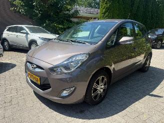 damaged passenger cars Hyundai Ix20 1.4 AIRCO STOELVERWARMING SPORTVELGEN 2012/2