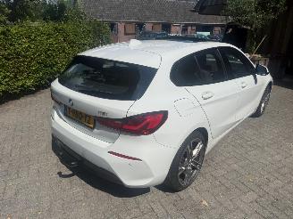 krockskadad bil auto BMW 1-serie 118I AUT! PANO HIGH EXECUTIVE 77800KM 2020/2