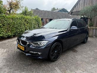 Auto incidentate BMW 3-serie 320 I AUT HIGH EXECUTIVE SPORT 2013/5