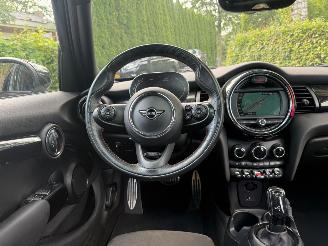 Mini Cooper 1.5 COOPER  AUT! PANO JWC PAKKET DEALER ONDERHOUDEN picture 15