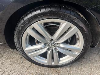 Volkswagen Passat 2.0 DSG LEER PANO picture 11