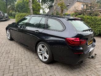 Unfallwagen BMW 5-serie 520I M  AUT PANO LEDER NAP 2015/6
