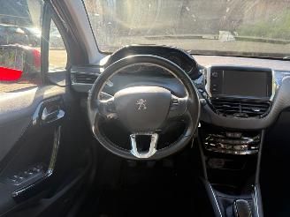 Peugeot 208 1.2 ALLURE CLIMA NAVI CAMERA NL AUTO picture 14
