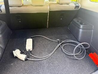Mitsubishi Outlander 2.0 PHEV INSTYLE + LEER PANO picture 20