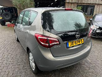 krockskadad bil auto Opel Meriva 1.4 TURBO AIRCO NAVI CRUISE 2015/3