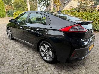 škoda osobní automobily Hyundai Ioniq EV SOH 100% NAVI CAMERA 2018/1