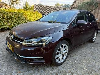 Coche accidentado Volkswagen Golf 1.4 TSI NAVI STOELVERWARMING CRUISE 2017/9