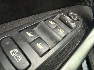 Peugeot 308 1.6 NAVI NAP AIRCO PDC TREKHAAK picture 17