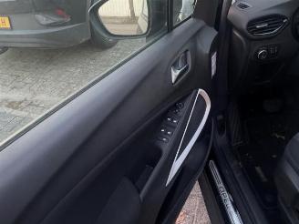 Opel Crossland Crossland/Crossland X, SUV, 2017 1.2 Turbo 12V picture 9