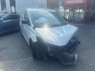Salvage car Volkswagen Caddy Caddy Cargo V (SBA/SBH), Van, 2020 2.0 TDI BlueMotionTechnology 2021/8