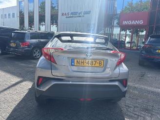 demontáž osobní automobily Toyota C-HR C-HR (X1,X5), SUV, 2016 1.8 16V Hybrid 2017/2