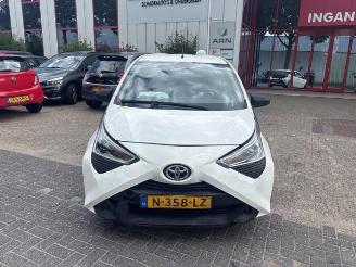 Uttjänta bilar auto Toyota Aygo Aygo (B40), Hatchback, 2014 1.0 12V VVT-i 2021/12