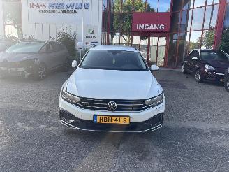 skadebil auto Volkswagen Passat 1.4 TSI PHEV GTE Business 2020/1