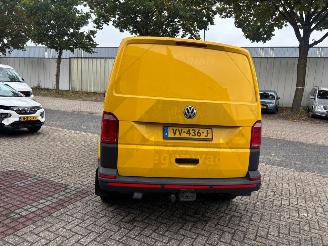 Volkswagen Transporter 2.0 TDI picture 4