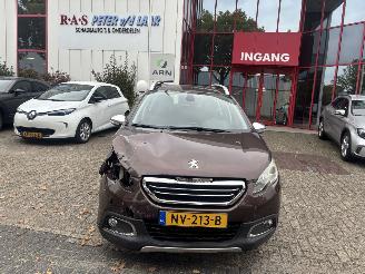 Vaurioauto  passenger cars Peugeot 2008 1.2 VTI ALLURE PACK AUTOMAAT 2014/5