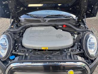 Mini Cooper SE YOURS 33 KWH ALLEEN DAK + VOORRUIT SCHADE picture 18