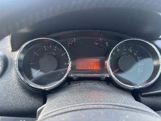 Peugeot 3008 1.6 VTI ACTIVE picture 16