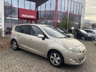 Renault Mégane Scénic 2.0 16V automaat picture 8