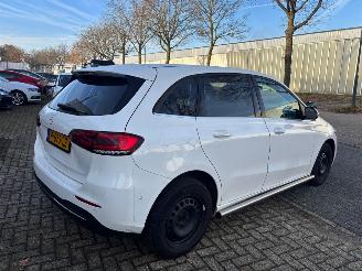 Mercedes B-klasse 200D picture 6