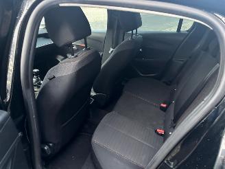 Peugeot 208 1.2 PureTech Active picture 11