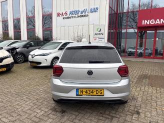 Auto da rottamare Volkswagen Polo Polo VI (AW1), Hatchback 5-drs, 2017 1.0 TSI 12V 2021/9