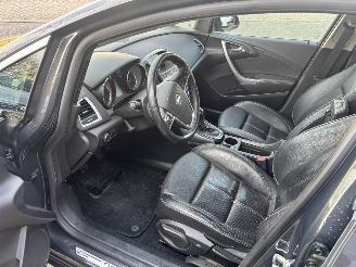 Opel Astra NOTCHBACK 1.4 Turbo Cosmo picture 9