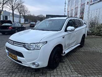 Mitsubishi Outlander 2.0 PHEV INSTYLE+ picture 2