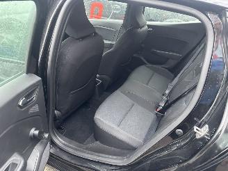 Renault Clio 90 Equilibre picture 10