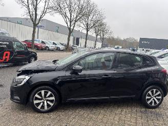 Renault Clio 90 Equilibre picture 3