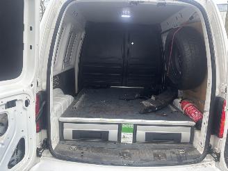 Volkswagen Caddy 2.0 TDI L1H1 BMT 4 MOTION picture 10