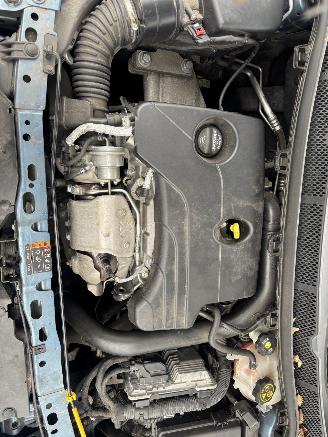 Opel Astra SPORTS TOURER GEEN SCHADE picture 17