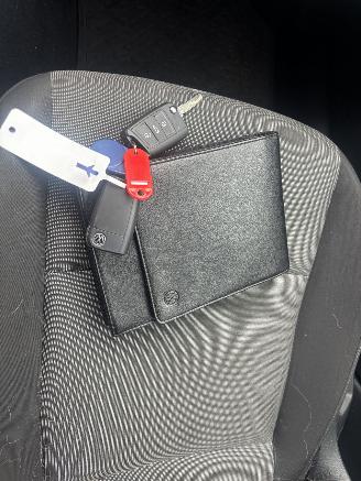 Volkswagen Golf 1.2 TSI Business Edition Connected picture 14