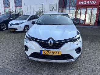 Schadeauto Renault Captur BNS ZEN 1.0 67KW. 2021/4