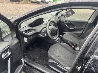 Peugeot 208 1.2 PURETECH ACTIVE picture 9