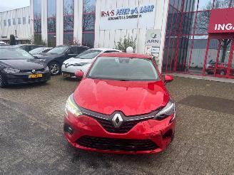 uszkodzony samochody osobowe Renault Clio 1.0 TCE INTENS 2020/10