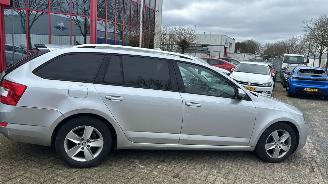 Skoda Octavia 1.6 TDI GREENLINE BU picture 7