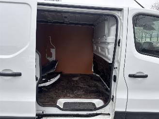 Renault Trafic 2.0 DCI 130 T30 L2H1 picture 11