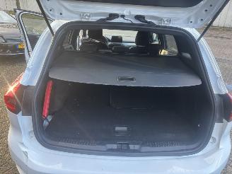 Ford Focus 1.0 ECOBOOST HYBRID ST LINE STYLE picture 11