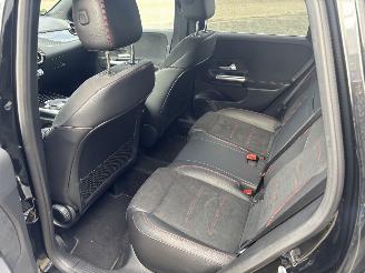 Mercedes B-klasse B180 D 1.5 85 KW picture 9