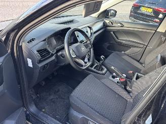 Volkswagen T-Cross 1.0tsi life picture 11